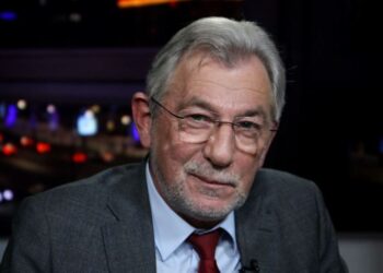 Виталий Зверев