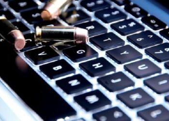 Инфовойна. Фото: discred.ru