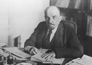 Владимир Ленин