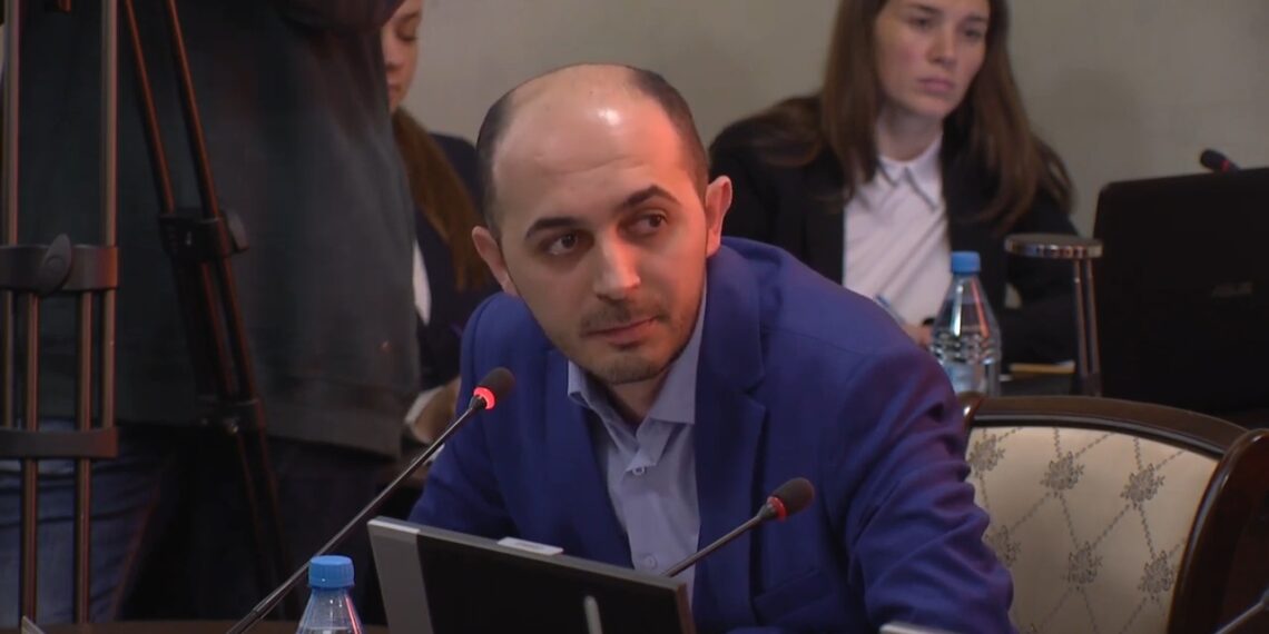 Манук Данданян