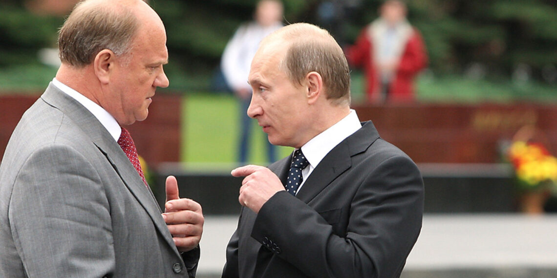 Геннадий Зюганов и РФ Владимир Путин. Фото: Михаил Климентьев/РИА Новости