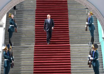 Владимир Путин по окончании церемонии вступления в должность президента России. Фото: Пресс-служба Кремля