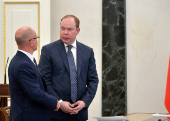 Сергей Кириенко и Антон Вайно. Фото: пресс-служба Кремля