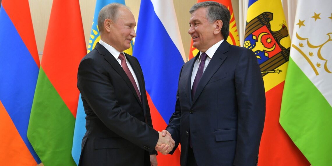 Владимир Путин и Шавкат Мирзиёев. Фото: пресс-служба Кремля