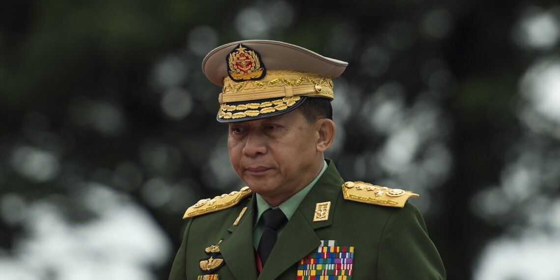 Мин Аунг Хлайн. Фото: Ye Aung Thu/AFP