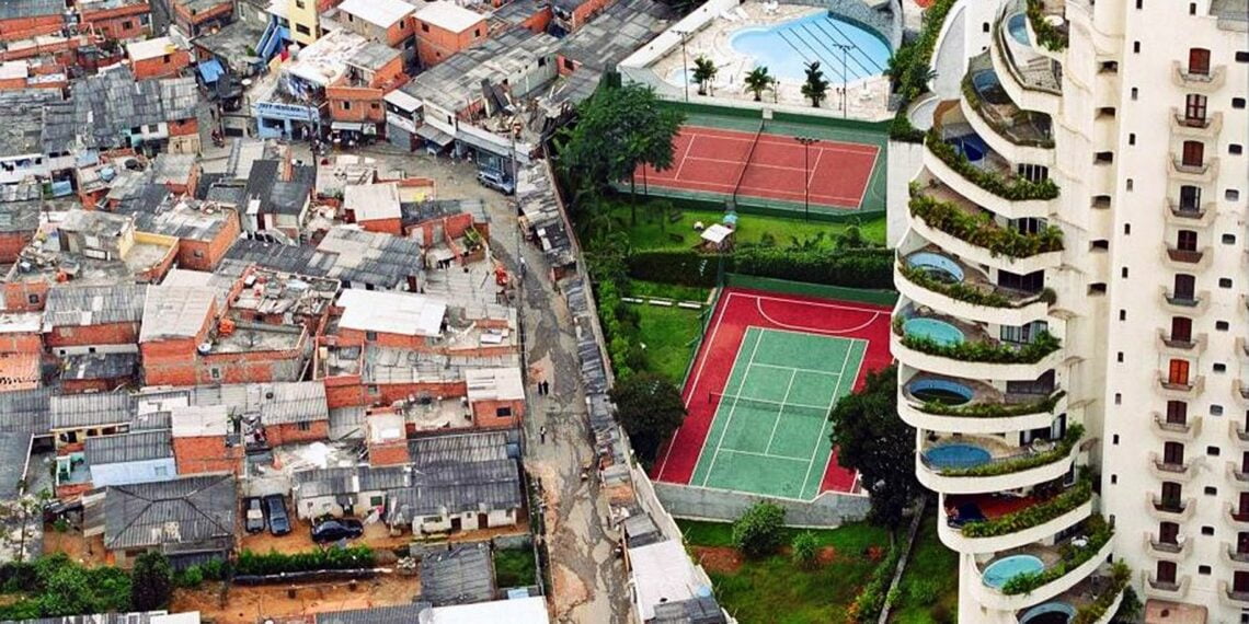 Бедные и богатые. Фото: blogspot.com