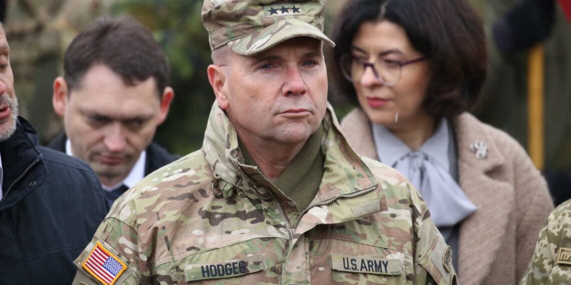 Экс-командующий Вооруженными силами США в Европе Бен Ходжес. Фото: Twitter