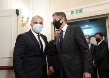 Министр иностранных дел Израиля Яир Лапид и госсекретарь США Энтони Блинкен. Фото: АР