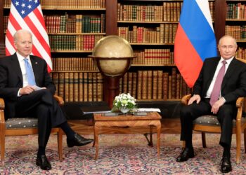Владимир Путин и Джозеф Байден в Женеве. Фото: ТАСС