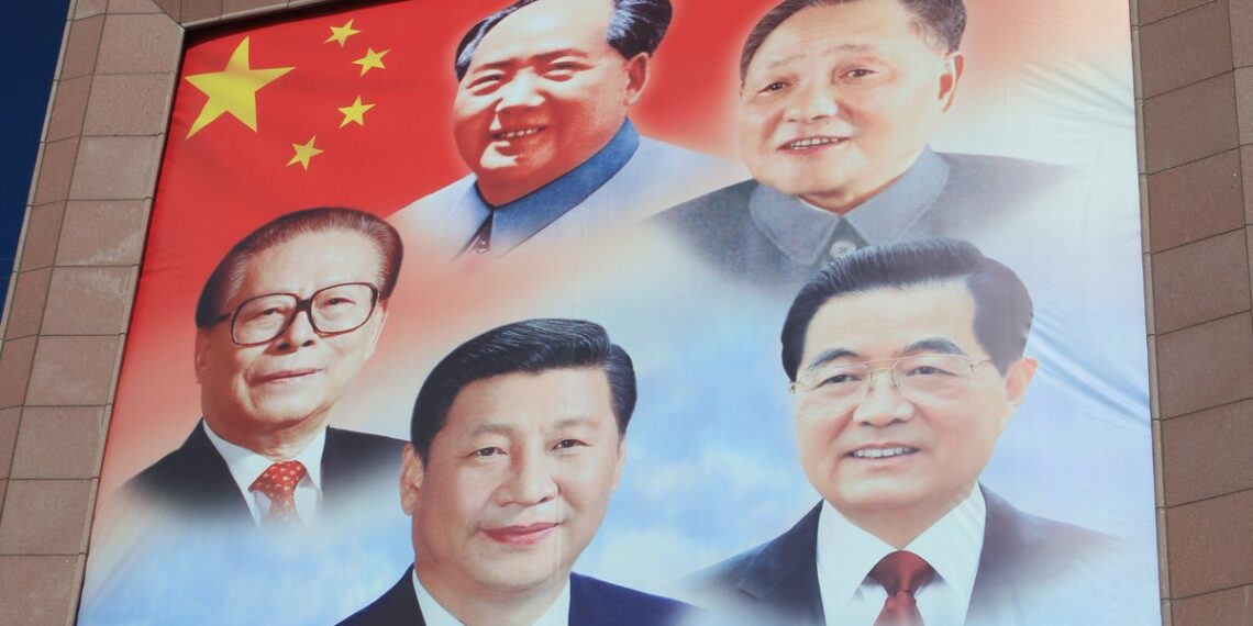 Мао Цзэдун, Дэн Сяопин, Цзян Цзэминь, Ху Цзиньтао и Си Цзиньпин. Фото: Matt Rivers / CNN