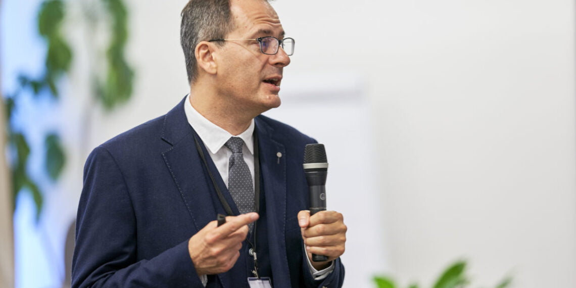 Христо Грозев