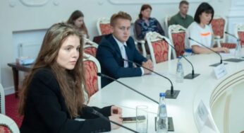 Правительство России поддержит творческие вузы грантами