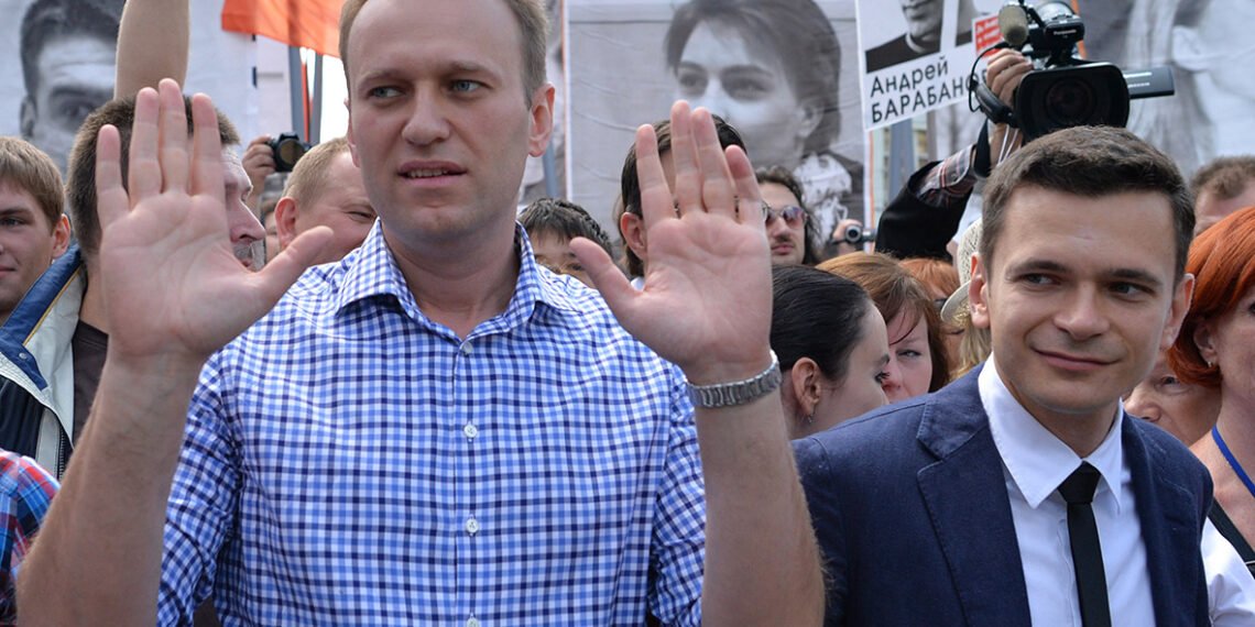 Алексей Навальный и Илья Яшин. Фото: Илья Питалев / РИА Новости