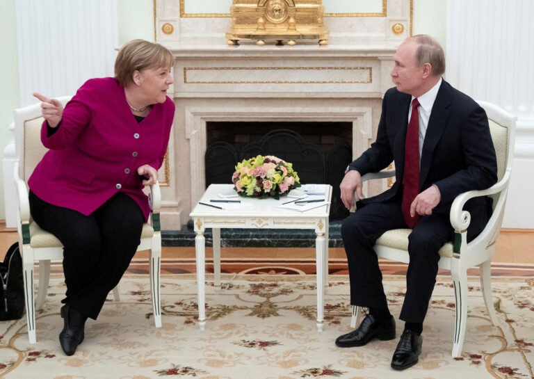 Меркель и Путин — заложники украинского конфликта: германист