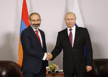 Владимир Путин и Никол Пашинян