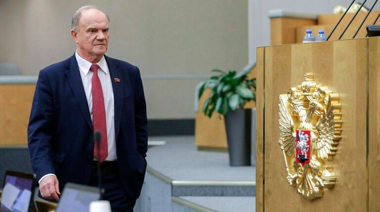 КПРФ — не совсем ручная партия: политолог