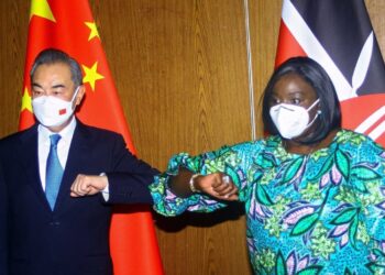 Ван И и Рейчел Омамо. Фото: Reuters