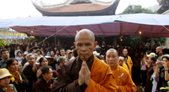 Влиятельный буддийский монах Тик Нат Хан скончался в возрасте 95 лет