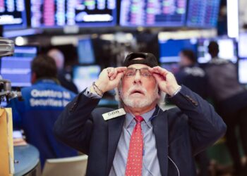 Фондовый рынок. Фото: fbm.ru