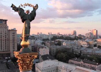 Майдан Незалежности в Киеве