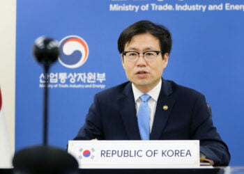 Министр торговли Южной Кореи Ё Хан-Ку. Фото: heraldm.com