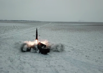 Пуск ракеты «Искандер-М»