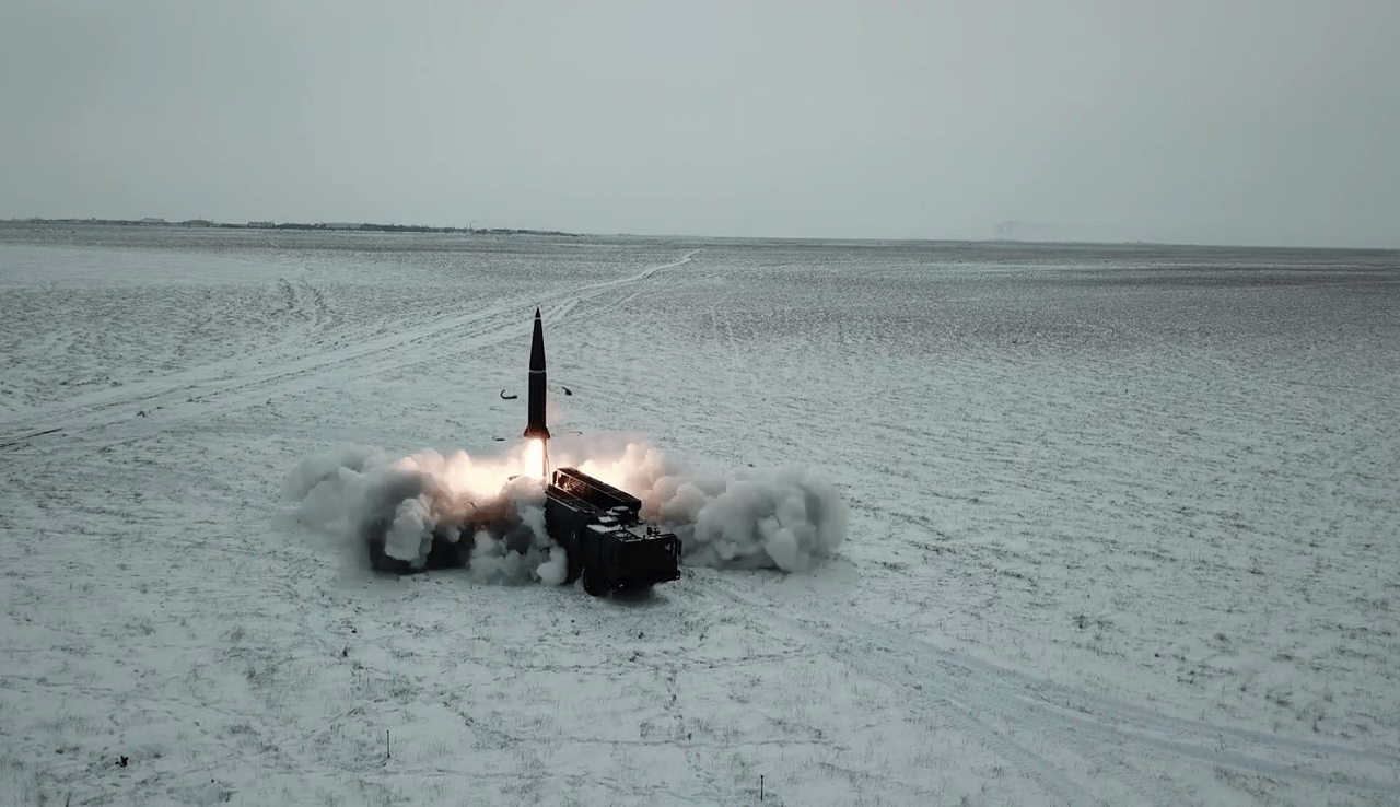 Пуск ракеты «Искандер-М»