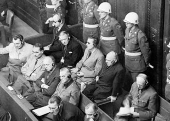 Нюрнбергский трибунал. Скамья подсудимых.