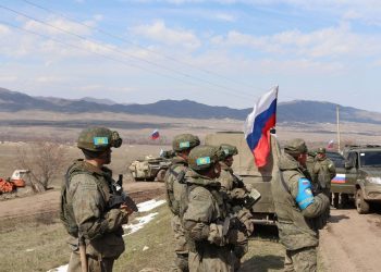 Российские миротворцы в Аскеранском районе Арцаха. Фото: Telegram / Peacekeeper