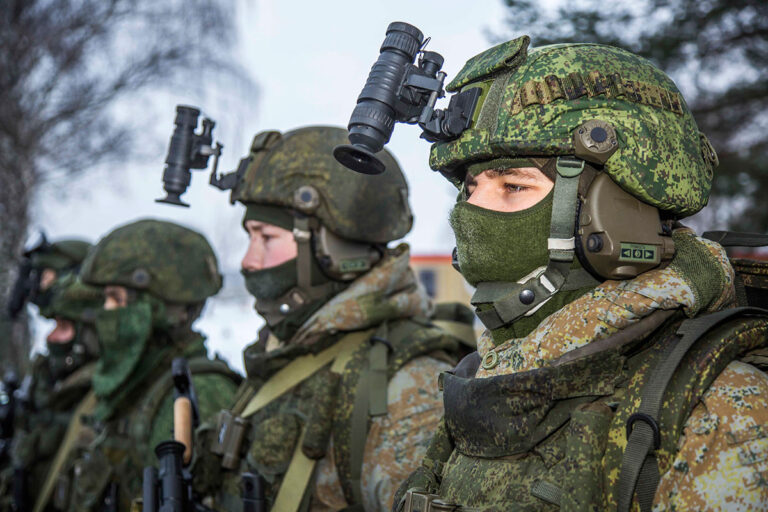 Российская армия не стреляет по городам и не берет их штурмом