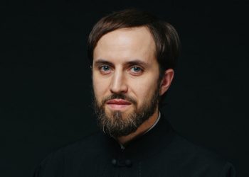 Священник Стефан Домусчи. Фото: radiovera.ru