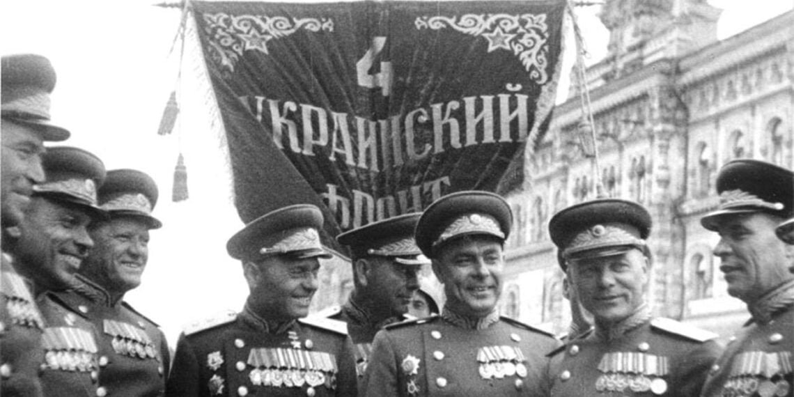 Леонид Брежнев по Великой Отечественной. Фото: samddn.ru