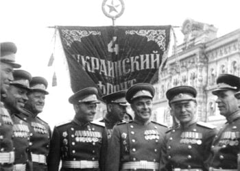 Леонид Брежнев по Великой Отечественной. Фото: samddn.ru