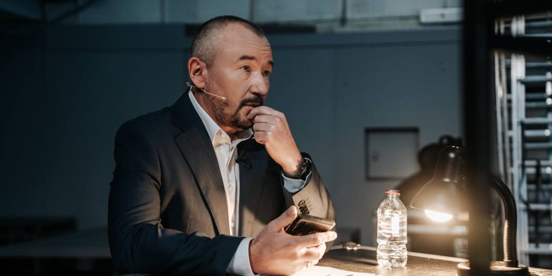 Телеведущий Артем Шейнин. Фото: sheynin.ru