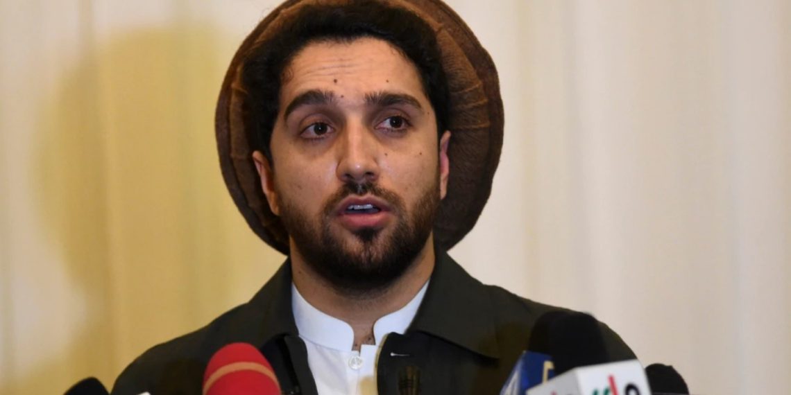 Лидер Фронта национального сопротивления Афганистана Ахмад Масуд