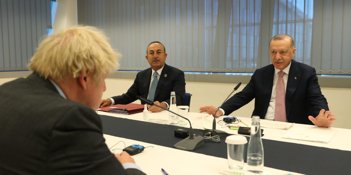 Борис Джонсон и Реджеп Эрдоган. Фото: AA