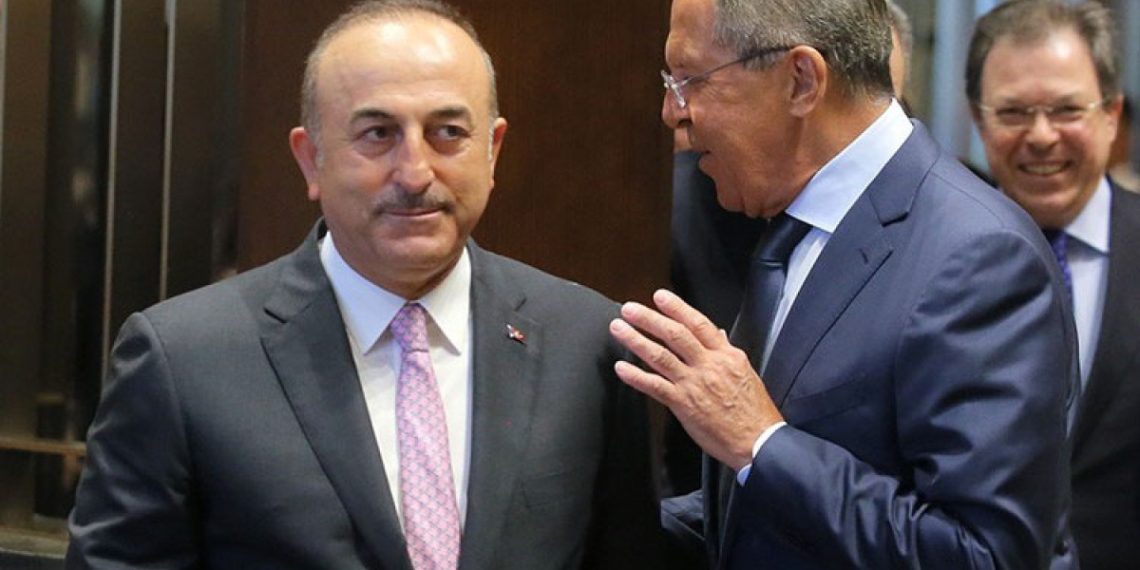 Сергей Лавров и Мевлют Чавушоглу. Фото: APA