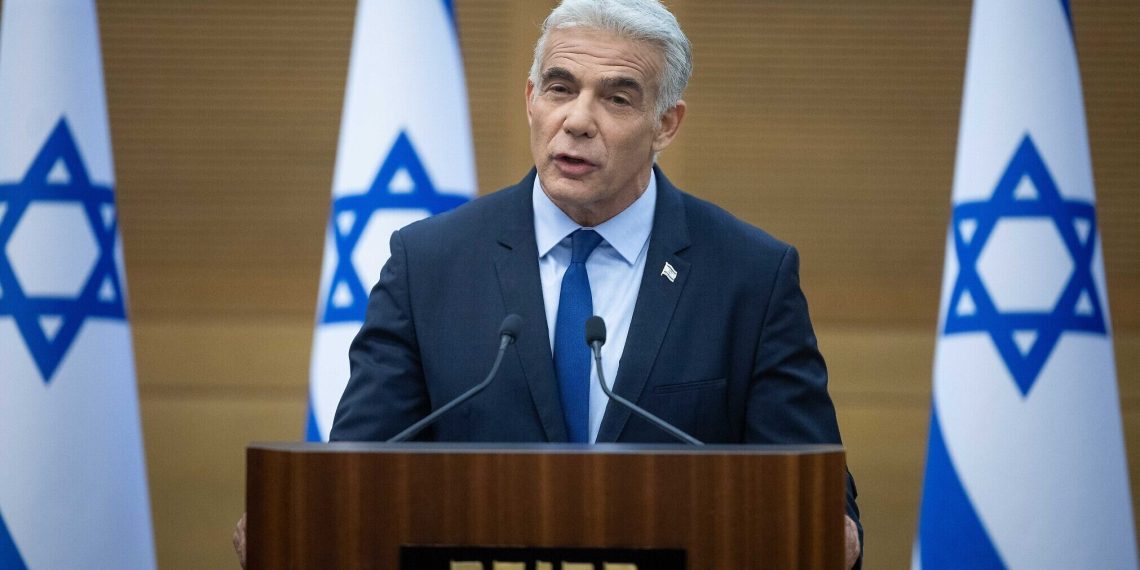 Яир Лапид. Фото: Yonatan Sindel/Flash90