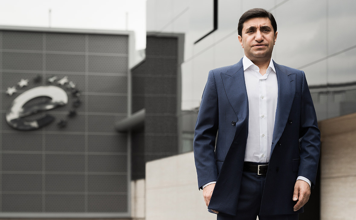 Год Нисанов. Фото: РБК