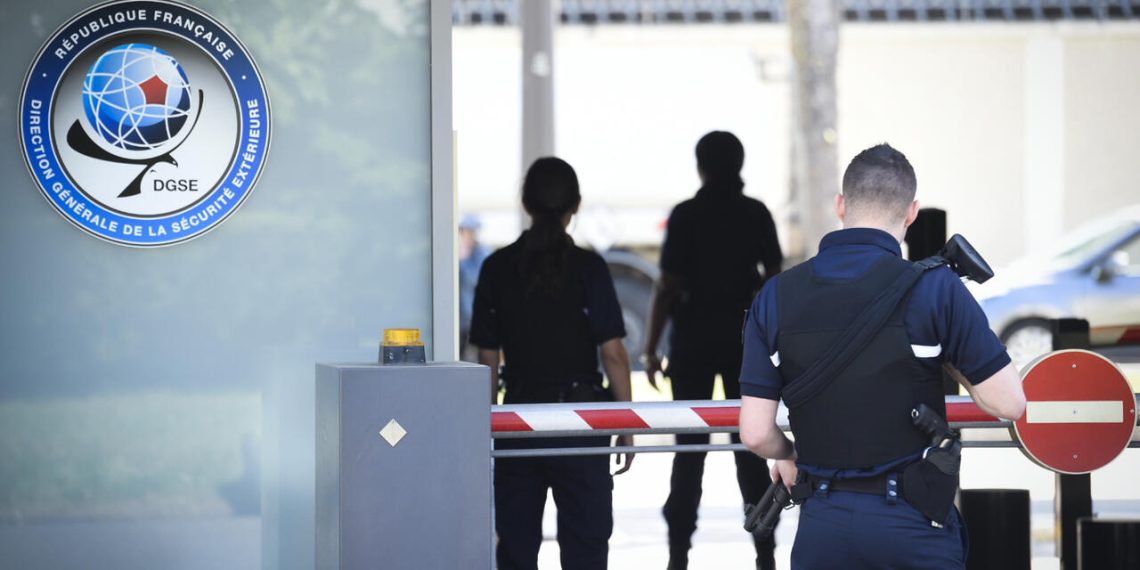 Штаб-квартира французской разведки. Фото: AFP / Martin Bureau