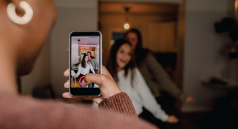 YouTube и TikTok пользуются наибольшей популярностью у подростков в США: Pew Research
