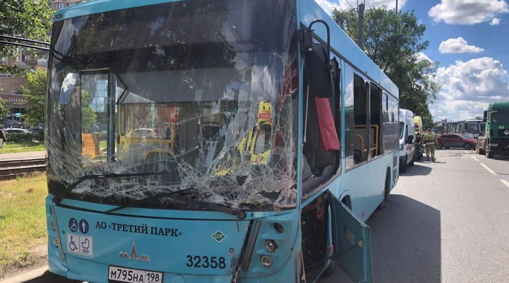 Место ДТП на Выборгском шоссе. Июль 2022 года. Архивное фото: прокуратура Петербурга