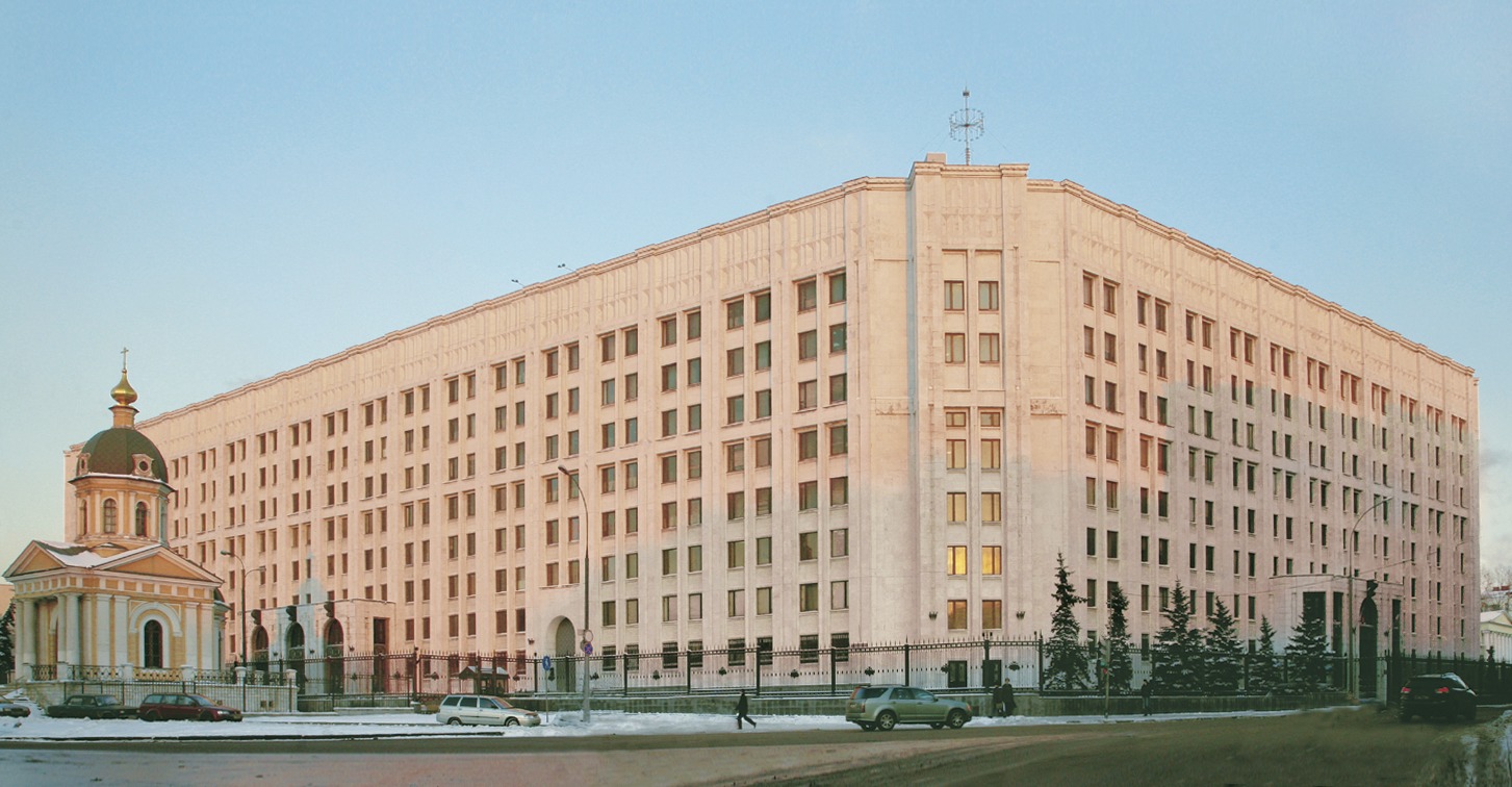 Здание Минобороны РФ в Москве.