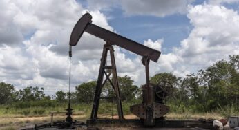Добыча нефти в Венесуэле сократилась на 75%