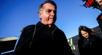 Экс-президенту Бразилии Болсонару запретили баллотироваться до 2030 года