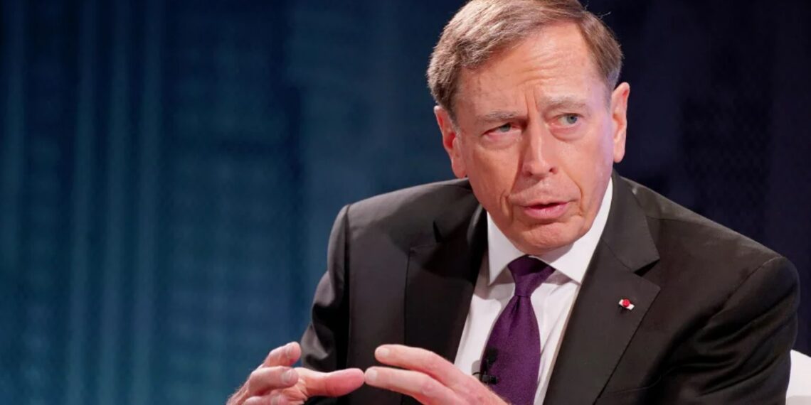 Дэвид Петреус