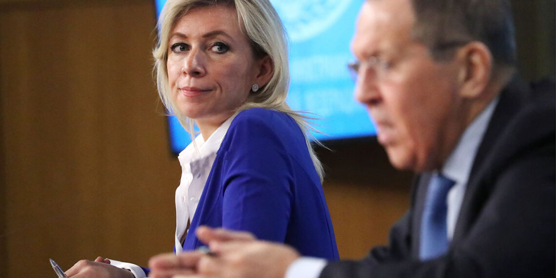 Мария Захарова и Сергей Лавров. Фото: ТАСС