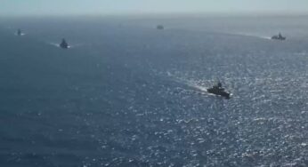 Военные корабли России и Китая отразили налет авиации условного противника