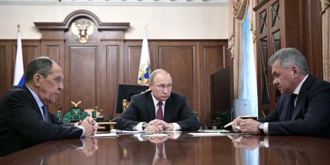 Сергей Лавров, Владимир Путин и Сергей Шойгу