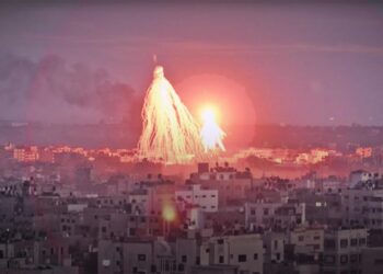 Кадры применения белого фосфора в Газе. Фото: gvwire.com